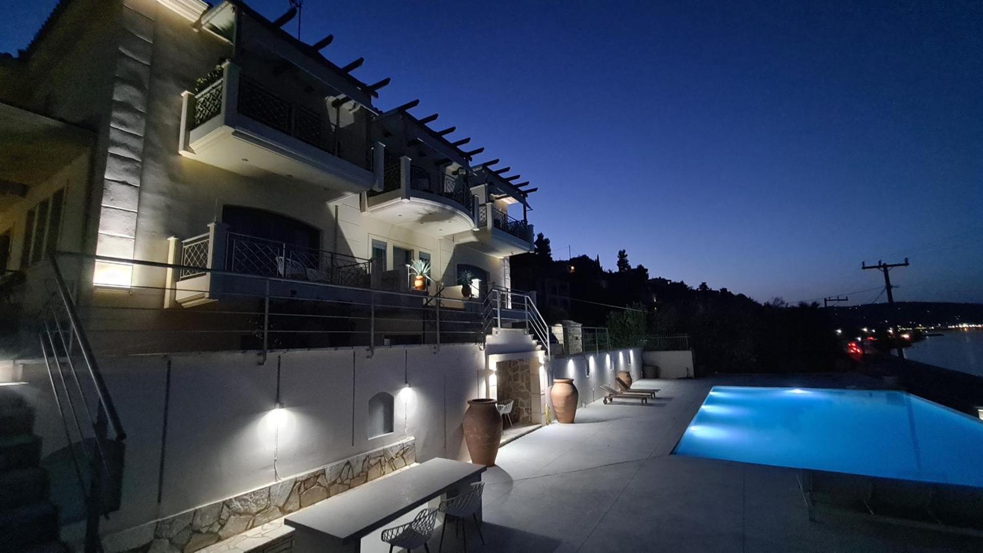 Villa Serafeim Кими Екстериор снимка